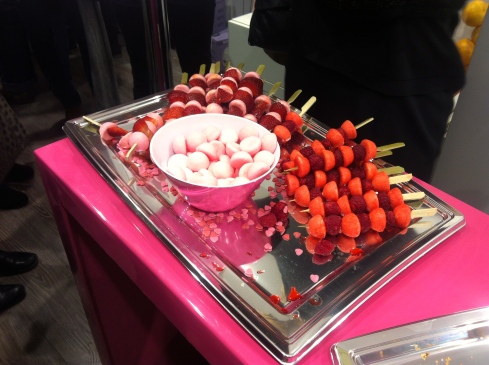 Anniversaire Happy Boutique Dr Renaud brochette fraises fraises tagada Melting Pot Au Feminin
